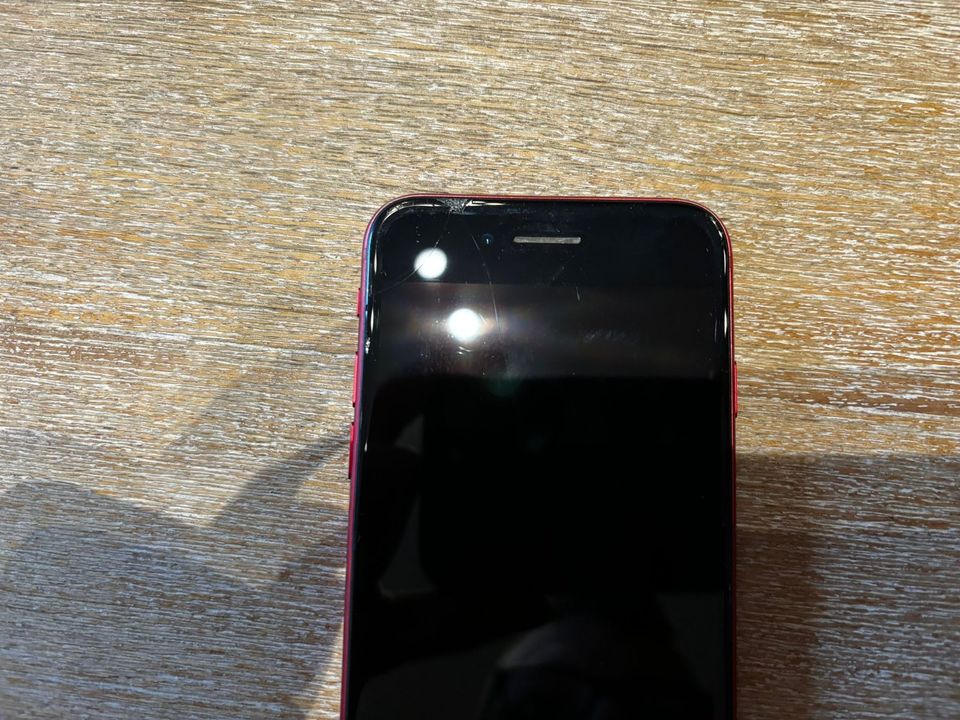 iPhone SE2020 64GB Rot/ Red in Meinerzhagen