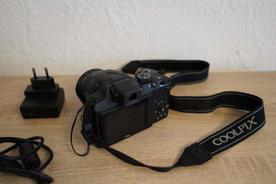 Digitalkamera Nikon Coolpix P530, 42x optischer Zoom in Hamburg