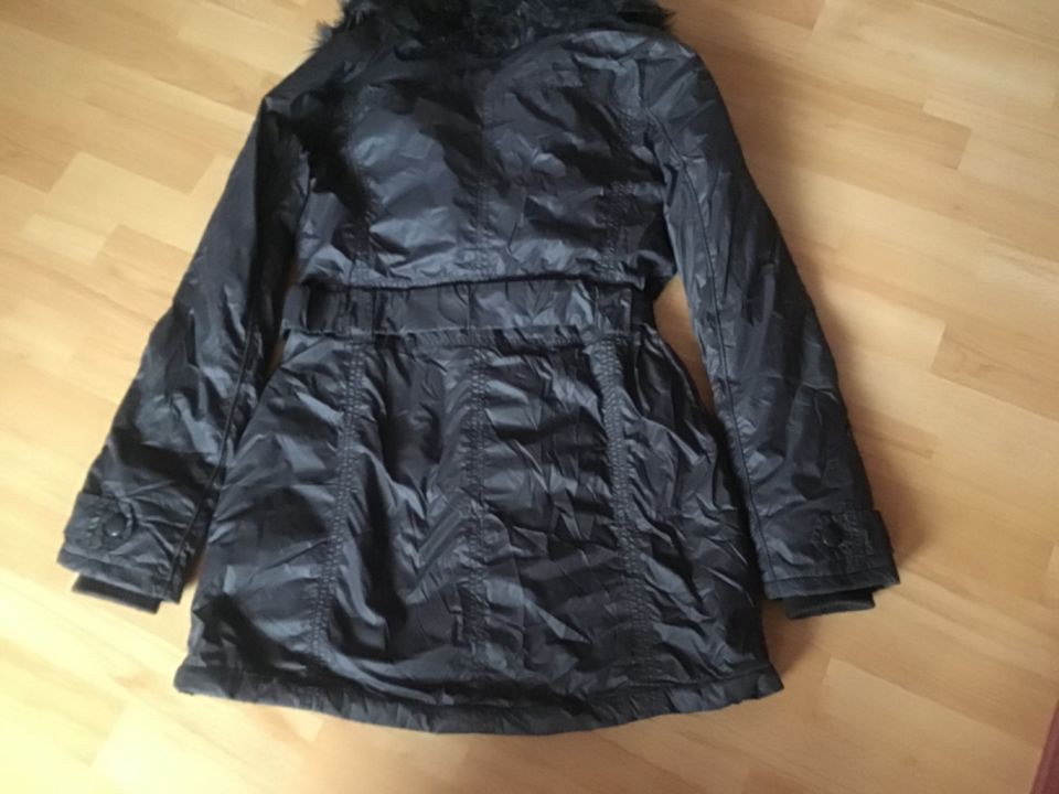 Frühlings Mädchen Damen Jacke Gr.40 in Baden-Baden