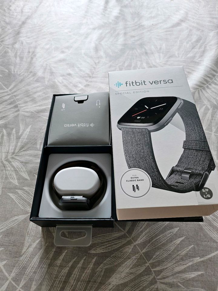 Fitbit versa in Heusweiler