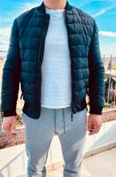 Coole neue Superdry Daunen Bomber Jacke Gr. M Bayern - Gauting Vorschau