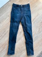 Schöne Jeans von H&M in Gr. 38 Petite NEU Bremen - Woltmershausen Vorschau