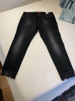 Jeans s.Oliver shape ankle 42 schwarz NEU Bayern - Bad Tölz Vorschau