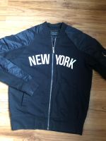 Zara Man Jacke Collegejacke Sweatjacke blau Gr. S Nordrhein-Westfalen - Porta Westfalica Vorschau