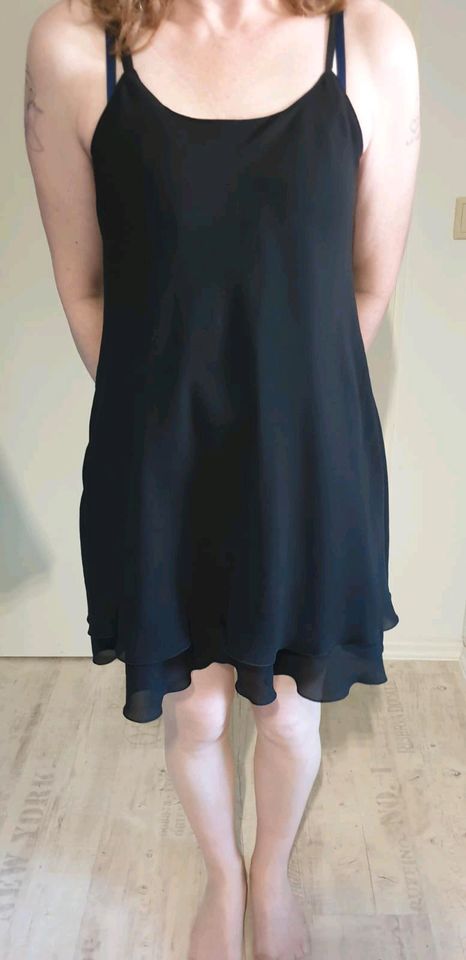 Minikleid in schwarz in Bad Segeberg
