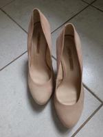 Buffalo london highheels Gr. 41 Neu Niedersachsen - Hemmingen Vorschau