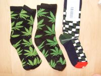 Happy Socks kariert und Socken Cannabis Motiv Sachsen - Zwenkau Vorschau