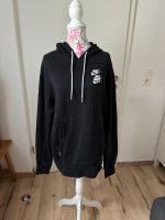 Nike Hoodie Größe M Schwarz mit Aufdruck Hessen - Bad Vilbel Vorschau