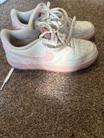 Nike Schuhe 36,5 Nordrhein-Westfalen - Mülheim (Ruhr) Vorschau