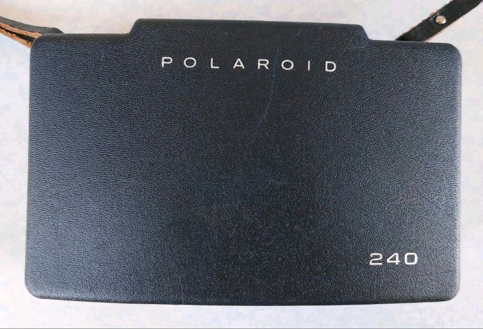 Kamera Polaroid 240 in Kirkel