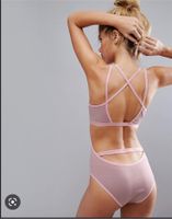 Abercrombie & Fitch Criss Cross Bodysuit Sports BH Baden-Württemberg - Leonberg Vorschau