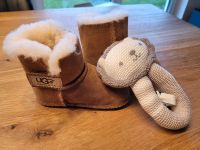 Baby UGG Boots Größe 12 bis 18 Monate Baby Uggs Winterschuhe Kind Bayern - Moos Vorschau