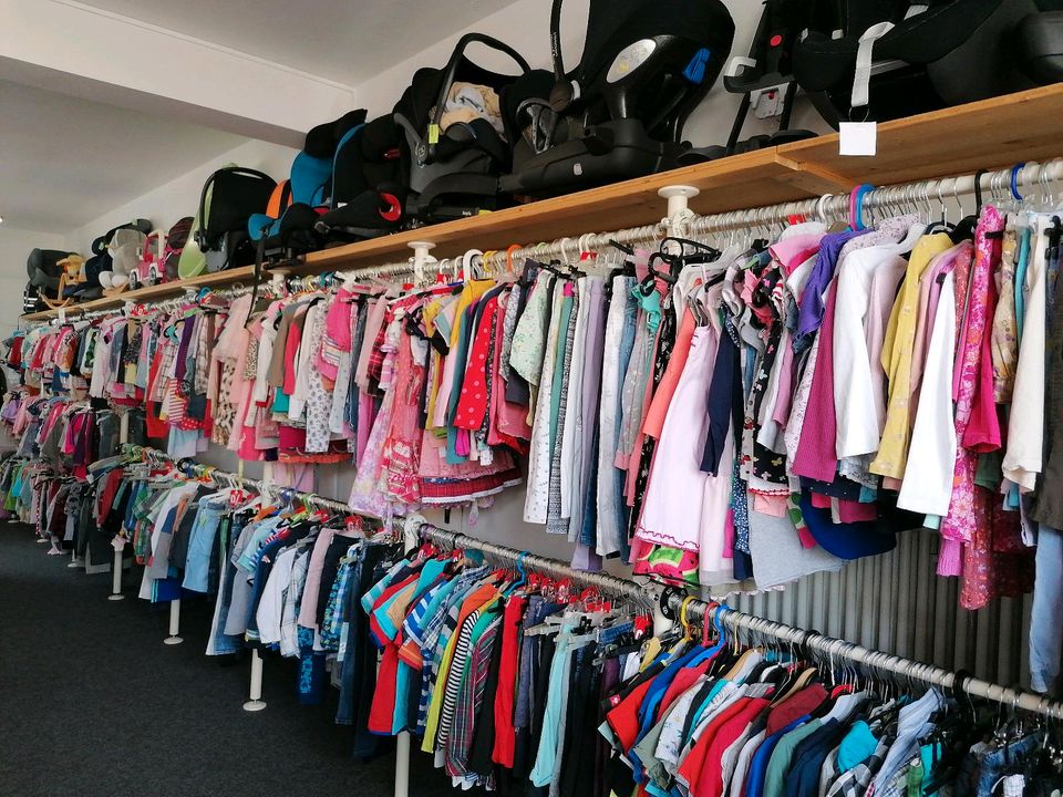 Rund ums Kind Secondhand und Verleih  in Kaufering in Kaufering