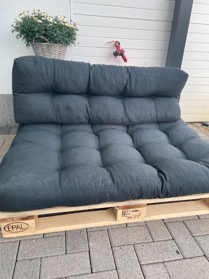 Palettenmöbel Sitzkissen Sofa Lounge Bank in Gütersloh