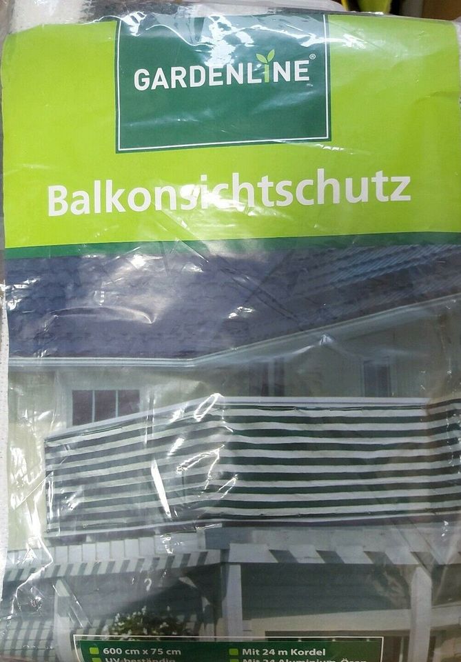 Balkonsichtschutz original verpackt in Neuss