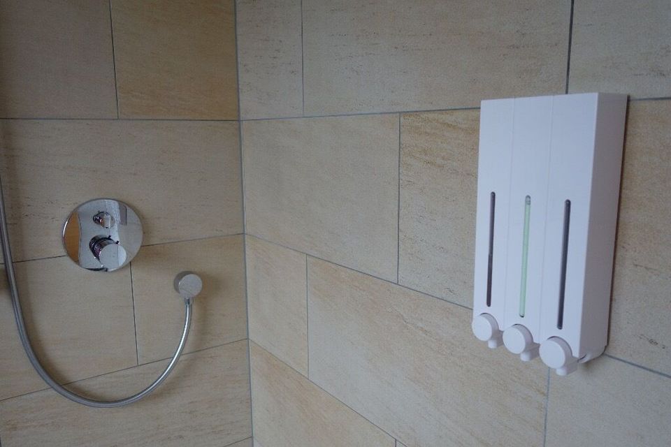 Seifenspender Soap Dispenser schlicht und elegant - NEU OVP in Eisingen