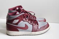 Nike Air Jordan 1 Mid / rot grau / Gr. 42, US 8,5, 26,5 cm / TOP Stuttgart - Stuttgart-West Vorschau