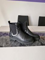 Stiefel Stiefeletten schwarz mit Nieten Steine 39 Schuhe Bayern - Rattelsdorf Vorschau