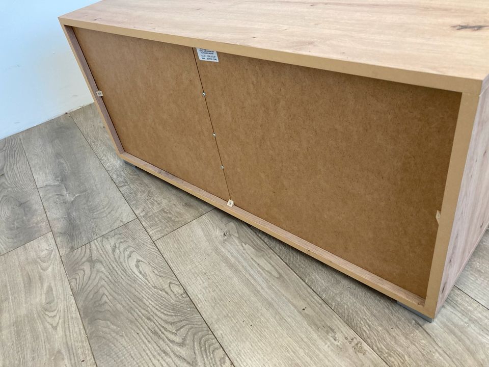 #A Sideboard Kommode Sonoma Eiche weiß Klappe Wohnzimmer Schrank in Burgstädt