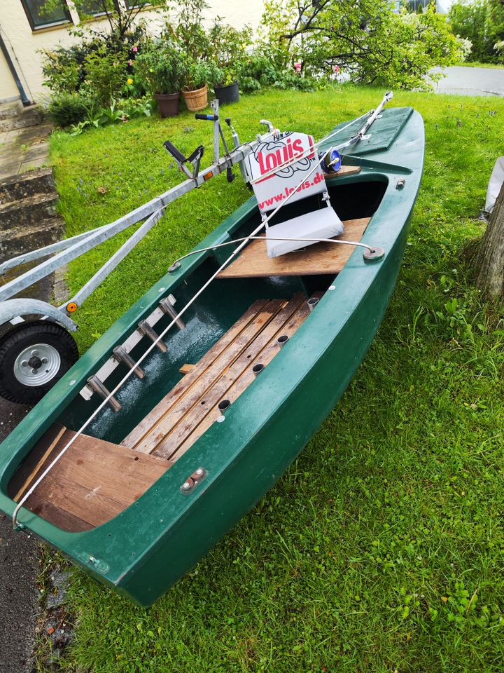 Ruderboot, Angelboot, gebraucht mit Elektromotor und Bootanhänger in Flintsbach am Inn