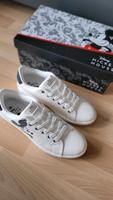 Sneaker Damen Mickey Mäuse, Gr. 38, neu Sachsen - Radebeul Vorschau