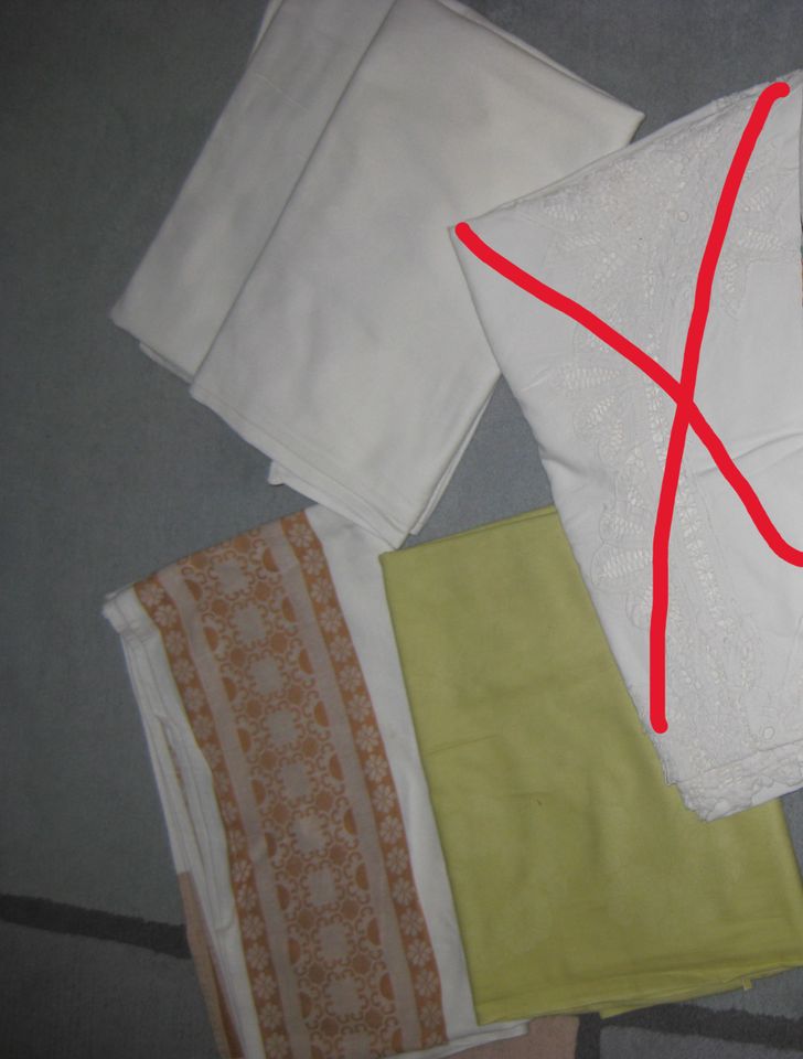 4 Tischdecken Tafeltücher Decken weiß Weißwäsche in Oppach