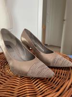 Pumps von Gabor Größe 7 40,5 taupe metallic Sachsen-Anhalt - Muldestausee Vorschau