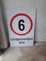 Schild Schrittgeschwindigkeit fahren 6 km.Wetterfest. Bayern - Gauting Vorschau