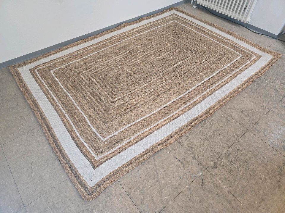 Handgewebter Jute-Teppich Clover 160x230cm NP: 179€ in München