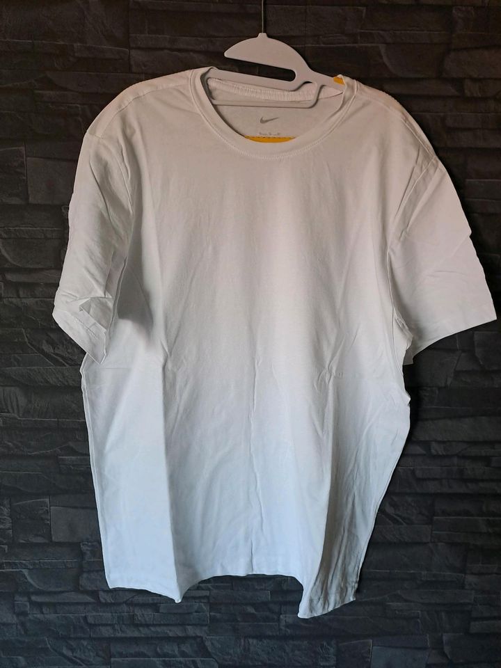 T-Shirt von Nike in XL und Weiß in Darme