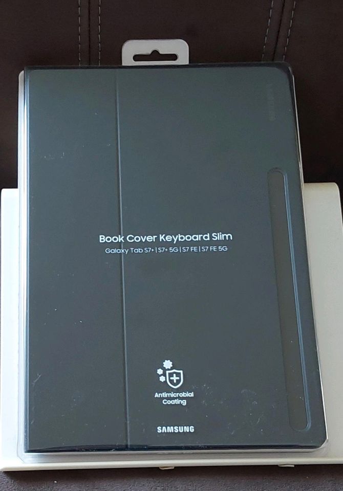 Neu Book Cover Keyboard Slim Galaxy Tab S8+ | Tab S7+ | Tab S7 FE in Hilchenbach