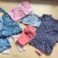 Kleiderpaket Set Kleidung Mädchen Gr. 110 Bluse Kleid Jeanskleide Baden-Württemberg - Tuttlingen Vorschau