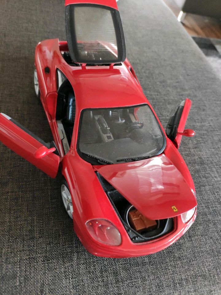 Modellauto Ferrari 360 Modena in Trochtelfingen