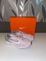 Nike Downshifter 9 Sneaker 38 Laufschuhe rosa grau Schuhe Damen Baden-Württemberg - Weinheim Vorschau