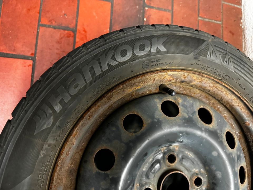 4x Hankook Winterreifen 185/60 R15 88T auf Stahlfelge in Leverkusen