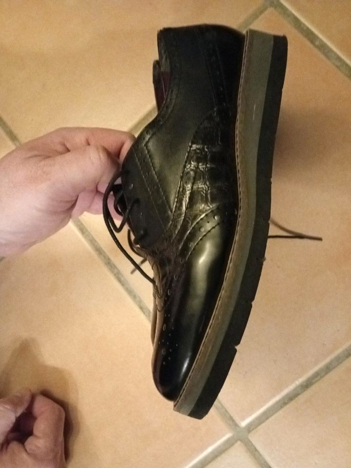 TAMARIS Lederschuhe,Halbschuhe,Schnürschuhe Gr.39,schwarz in Großwallstadt