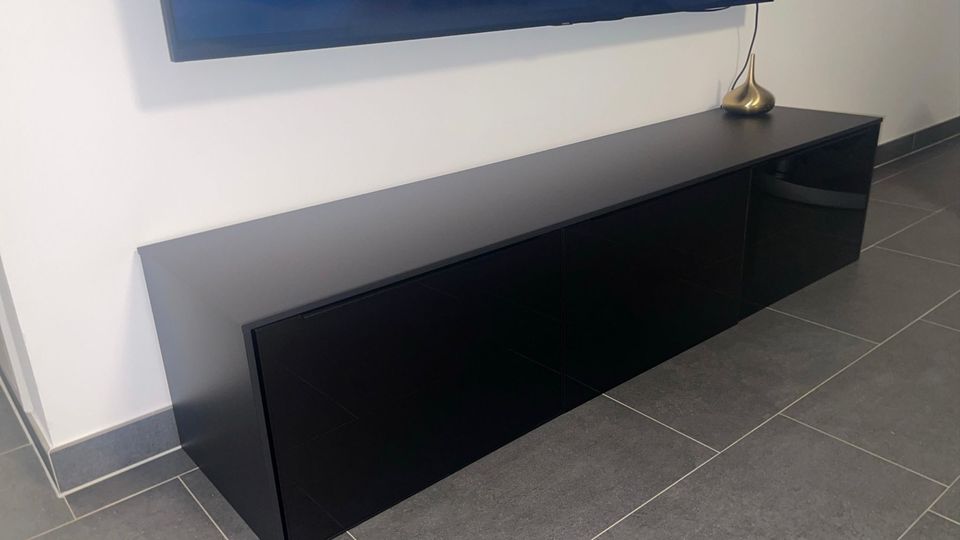 Ikea Besta TV Lowboard schwarz in Neuried Kr München