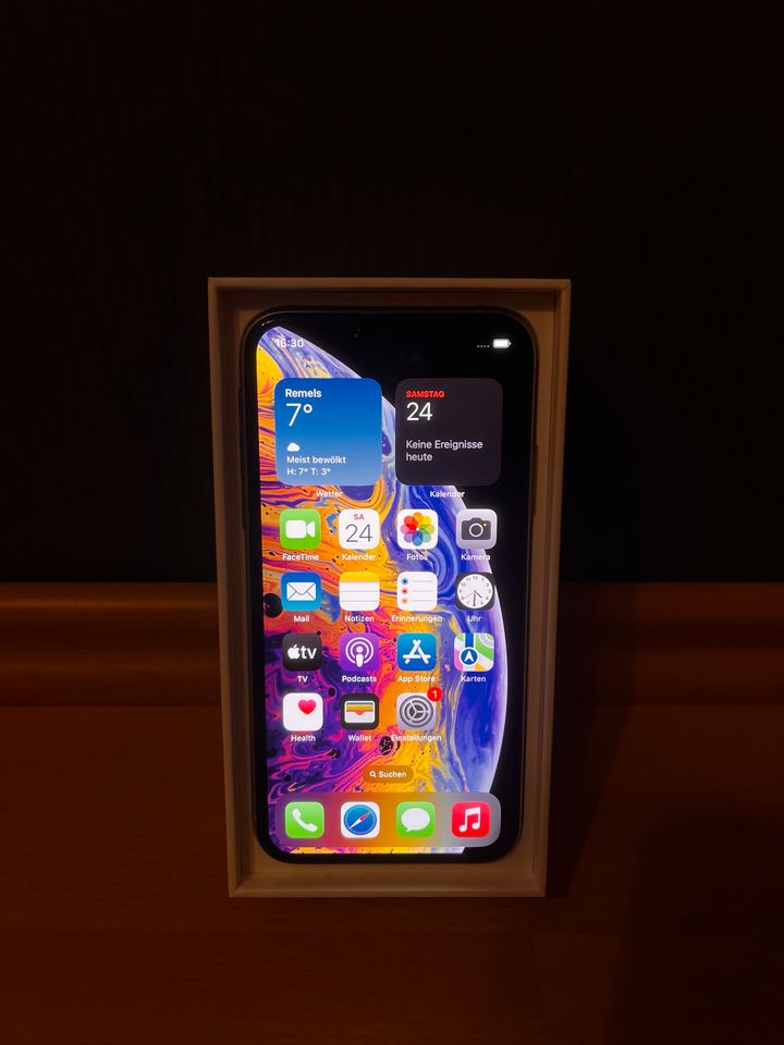 iPhone XS Weiß in Uplengen