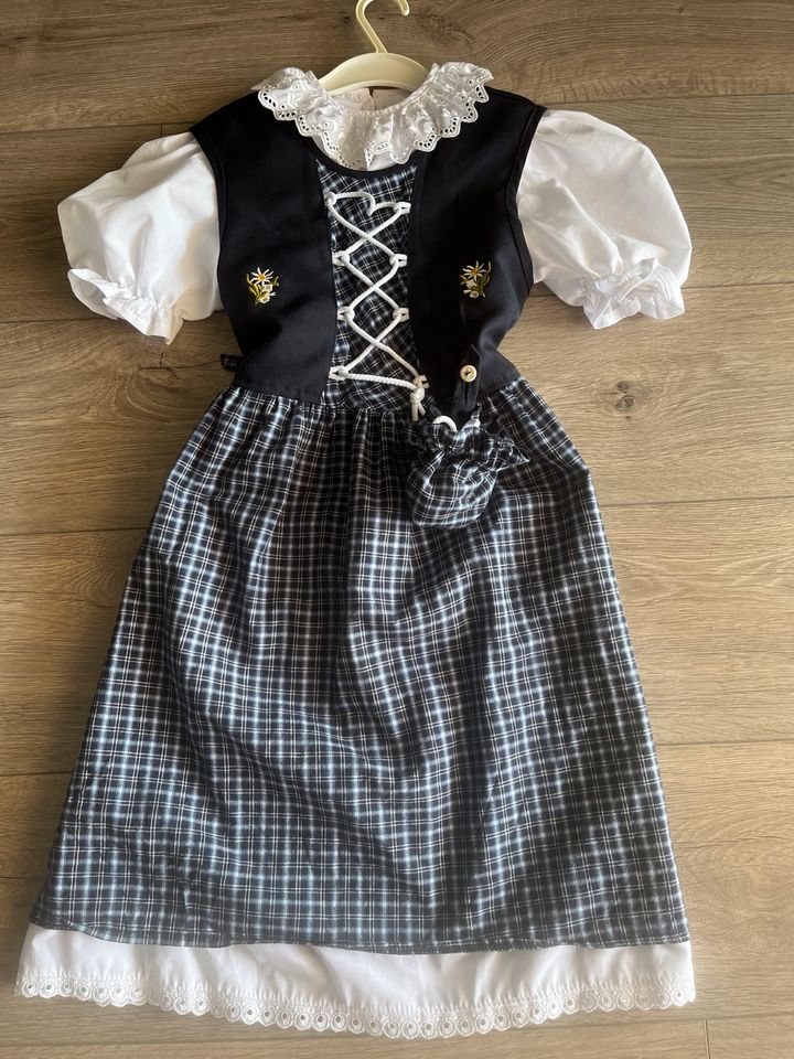 Kinderdirndl mit Bluse in 134-140 in Kühbach