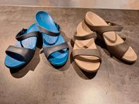 2 paar crocs pantoffeln wie neu gr 41 Bayern - Zapfendorf Vorschau