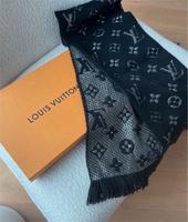 Louis Vuitton Logomania Schal Baden-Württemberg - Ilsfeld Vorschau