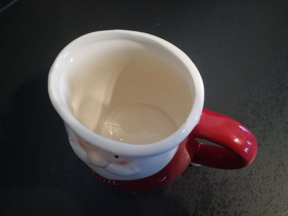 Weihnachtsmann/Nikolaus Tasse, sehr groß! ca. 1,25l in Laudenbach