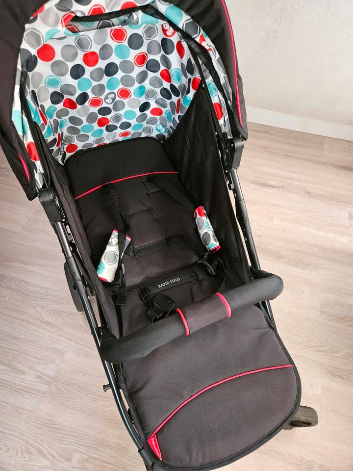 ❤️Schöner Liegebuggy von Hauck ☆ Fisher-Price ☆ + Fußsack❤️ in Köthen (Anhalt)