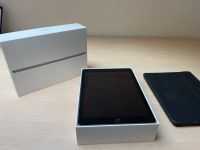 Apple iPad 2018, 32 GB, Akku 96% mit Pencil und Hülle wie neu München - Maxvorstadt Vorschau