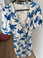 Sommerkleid Palmen Palmenmotiv weiß blau Wickelkleid Creme blau S Baden-Württemberg - Ammerbuch Vorschau