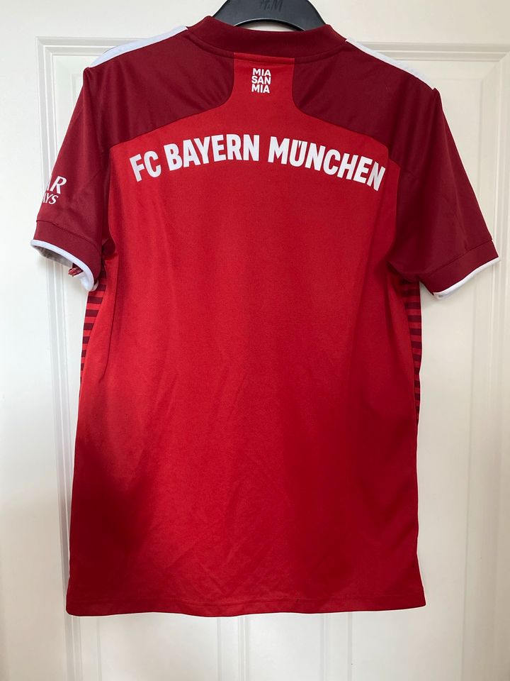 Bayern München Trikot Original Größe M in St. Ingbert