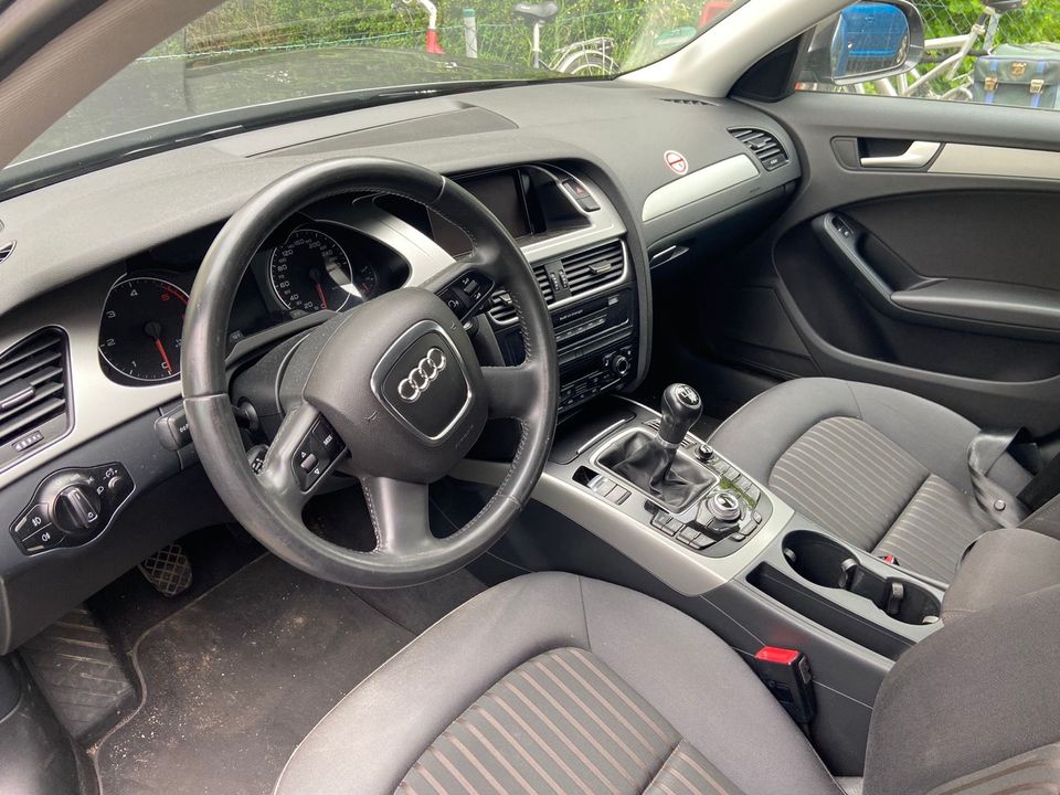 Audi A4 Avant Ambiente 2.0 TDI in Gehrden