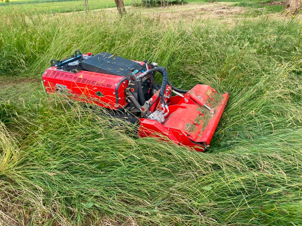 Raupenmulcher Raupenträger MultiTec 23 RC 2.0 PRO Mulcher in Parsberg