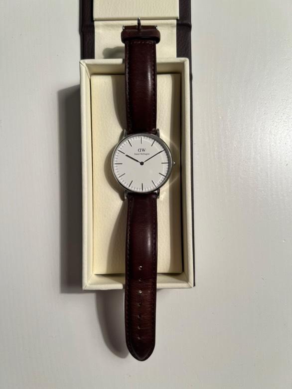 Herrenuhr von Daniel Wellington Classic St Mawes Silver 36mm in Fürth