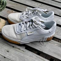 Puma Sneaker weiß beige Größe 39 Niedersachsen - Schüttorf Vorschau